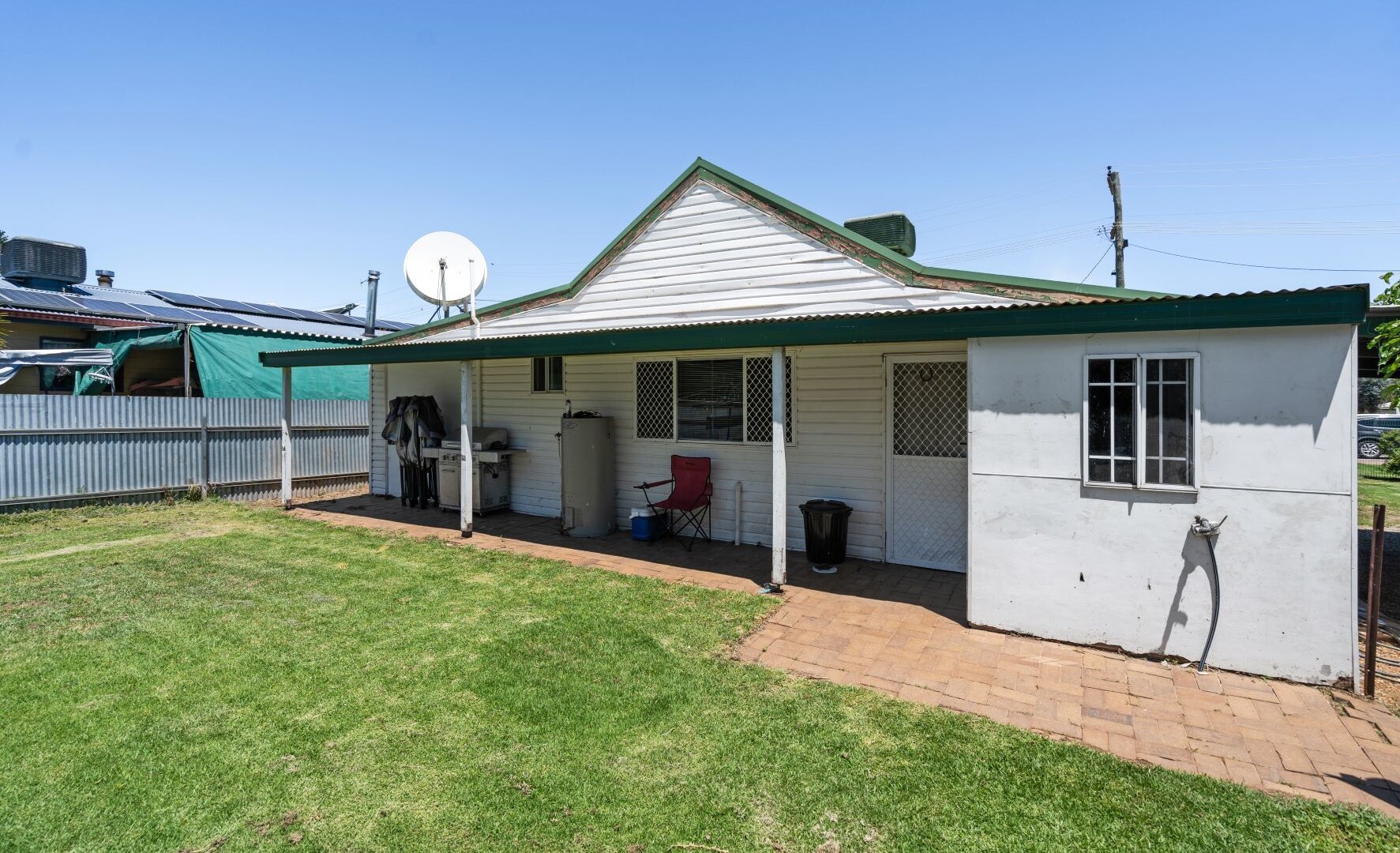 7 Brisbane Street, Leeton NSW 2705 - photo 12