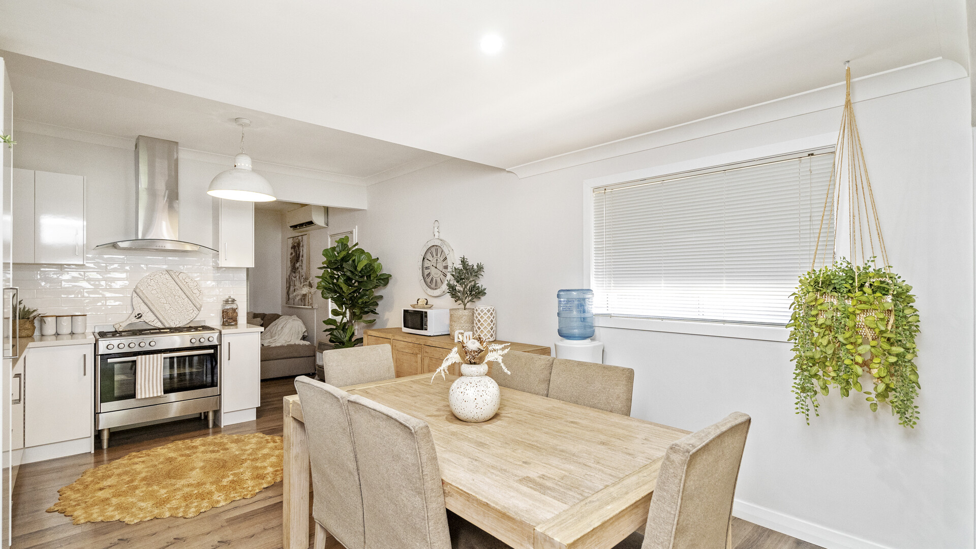 22 Larmer Street, Narrandera NSW 2700 - photo 6