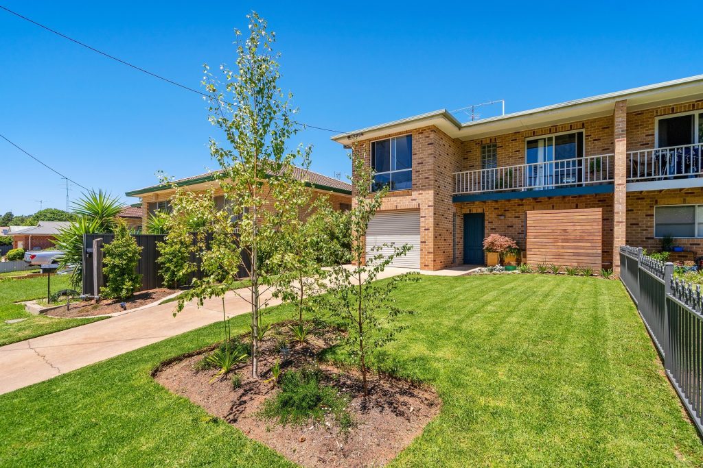 20 Riverine Street, Narrandera NSW 2700 - McGrath Riverina