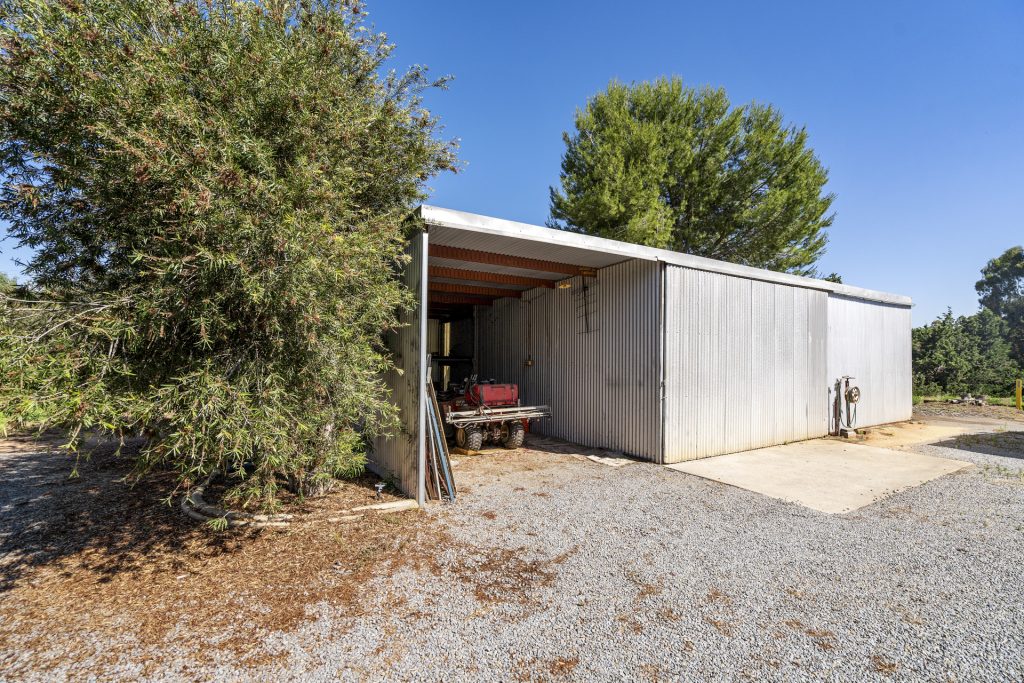 3 Garners Road, Narrandera NSW 2700 - photo 17