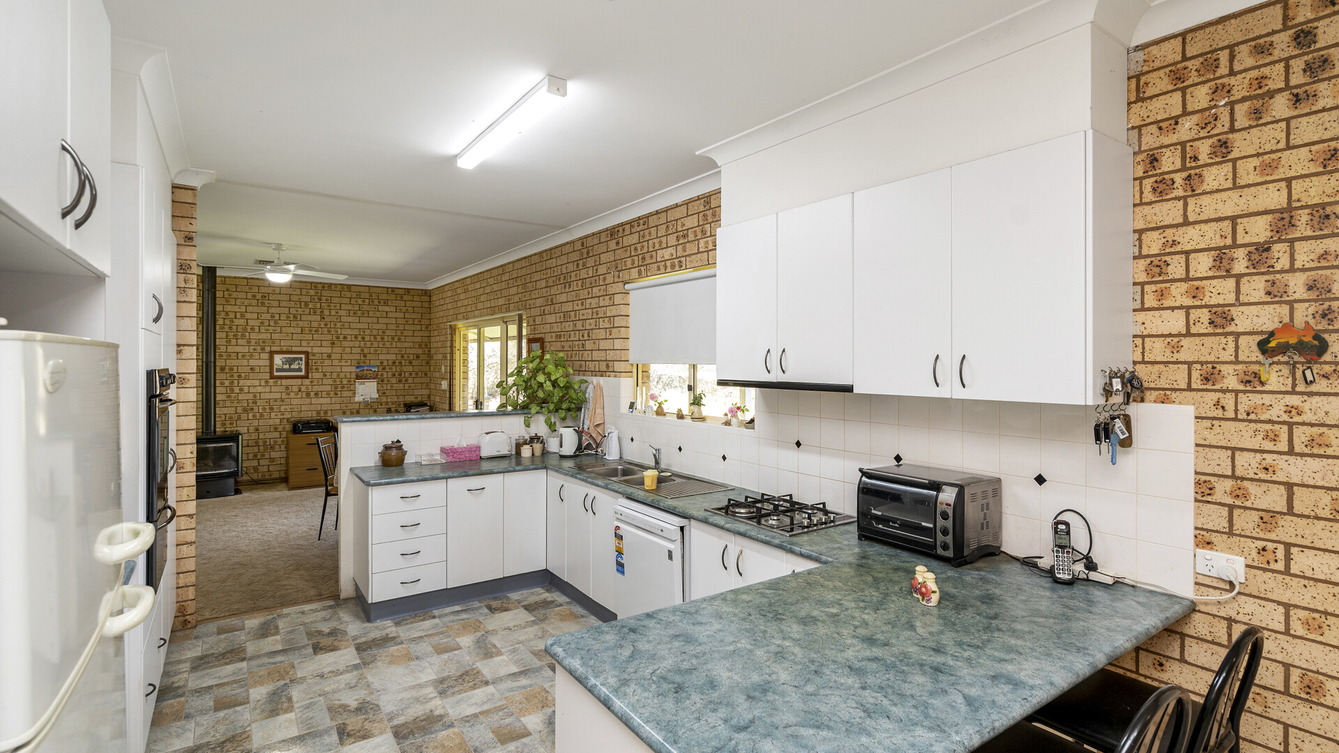 3 Garners Road, Narrandera NSW 2700 - photo 6