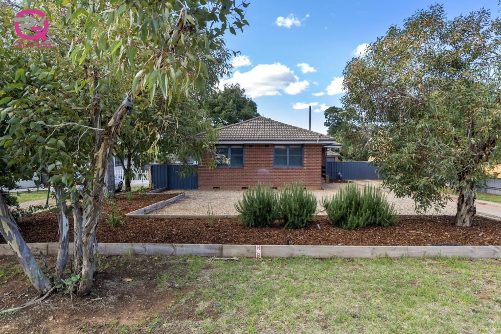 5 Clarke Street, Temora NSW 2666 - photo 2