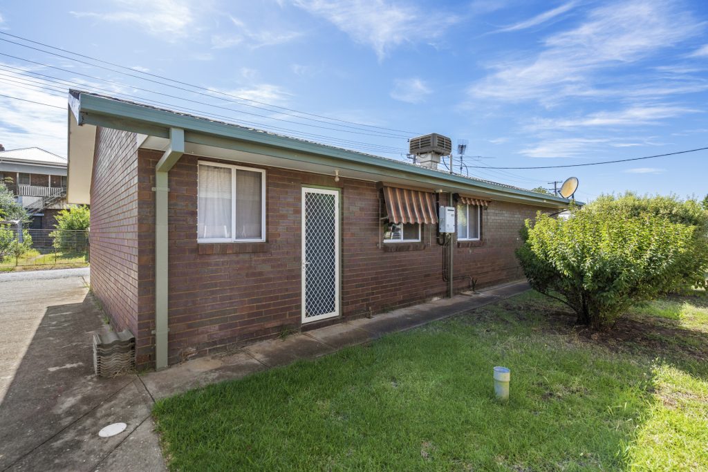 1/93-95 Loftus Street, Temora NSW 2666 - photo 16