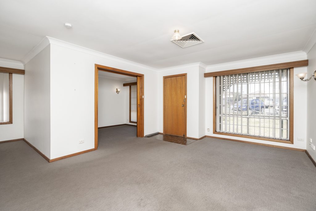 1/93-95 Loftus Street, Temora NSW 2666 - photo 6