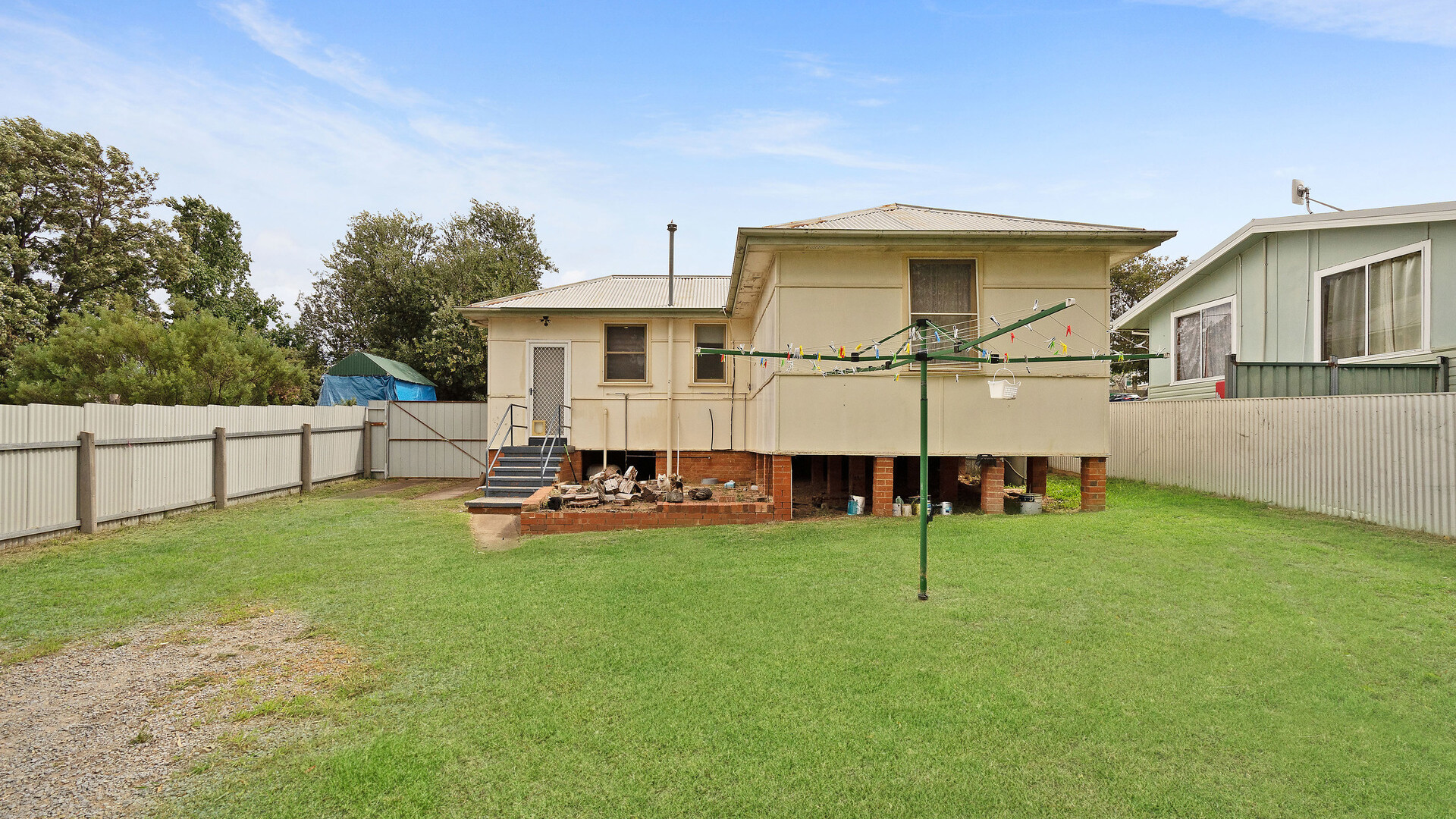 20 Flood Street, Narrandera NSW 2700 - photo 13