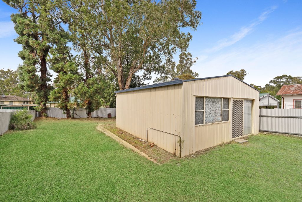 20 Flood Street, Narrandera NSW 2700 - photo 7