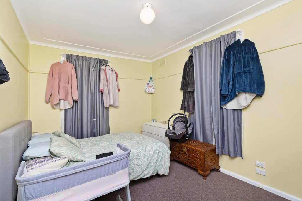 20 Flood Street, Narrandera NSW 2700 - photo 8