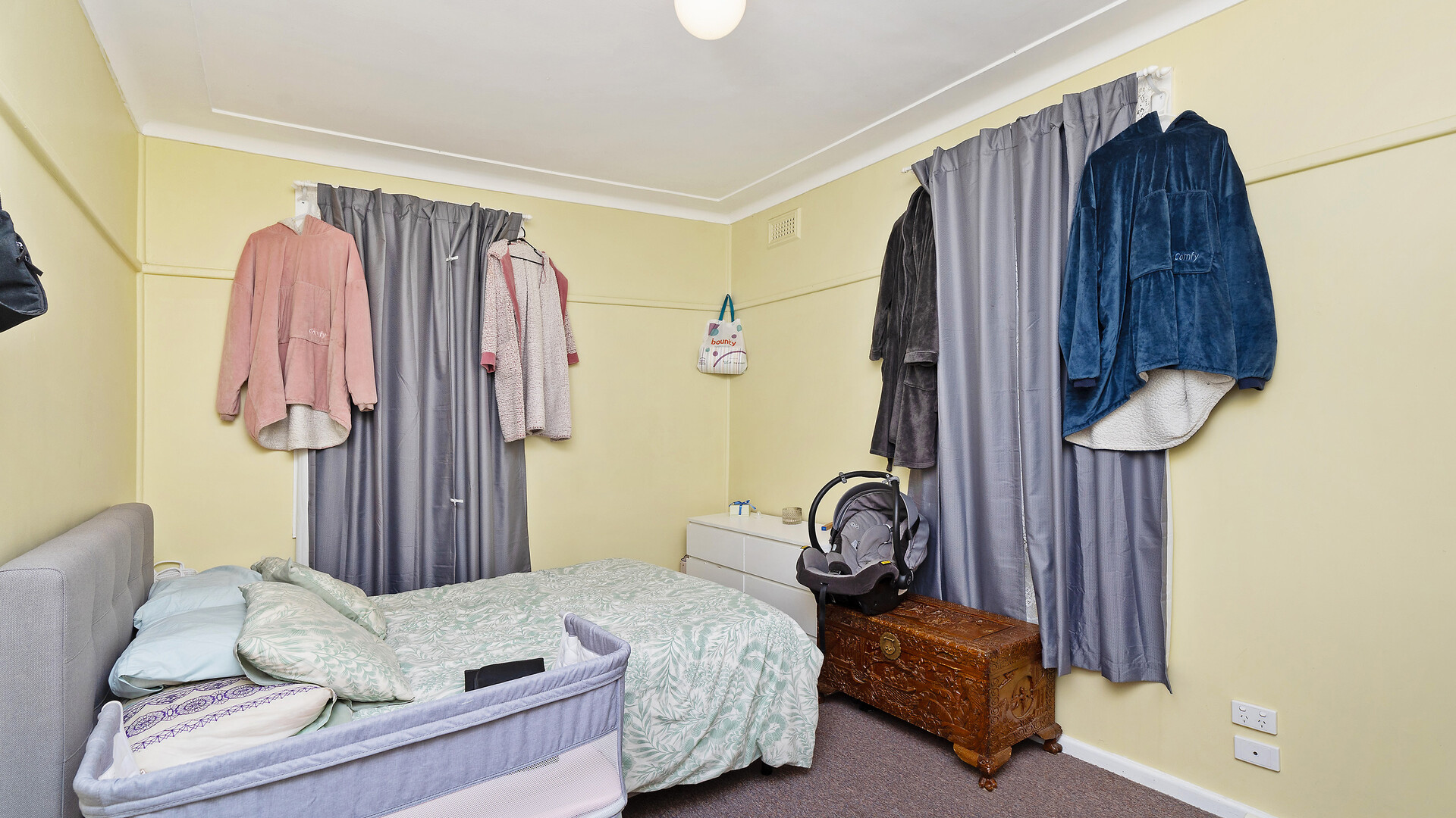 20 Flood Street, Narrandera NSW 2700 - photo 8