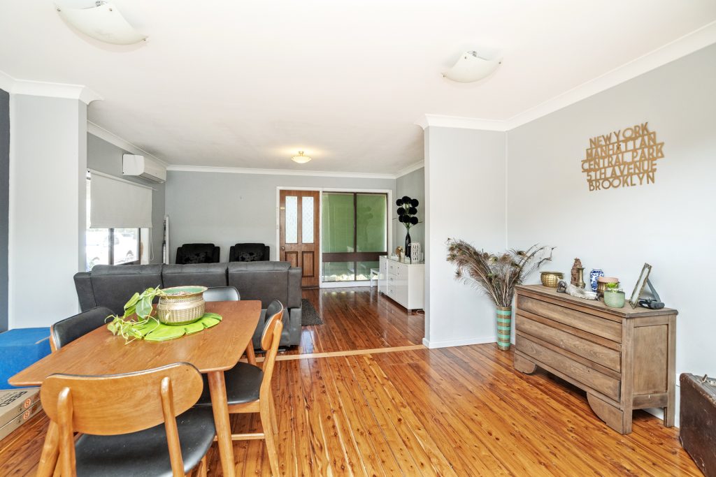5 Elizabeth Street, Narrandera NSW 2700 - photo 8