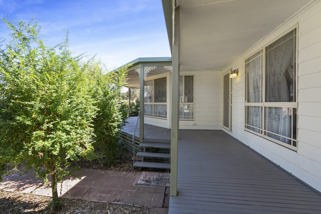 5-7 Boundary Lane, Narrandera NSW 2700 - photo 2