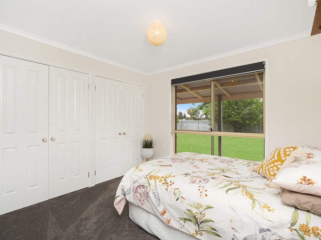 50 Junee Road, Temora NSW 2666 - photo 14