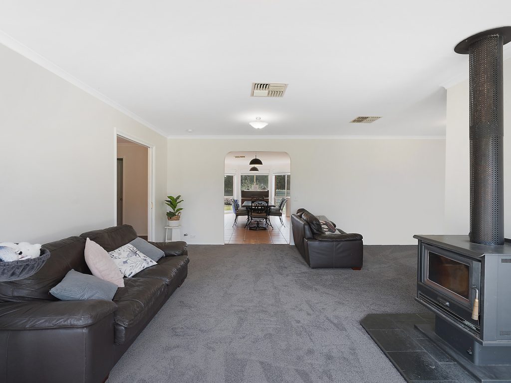 50 Junee Road, Temora NSW 2666 - photo 7