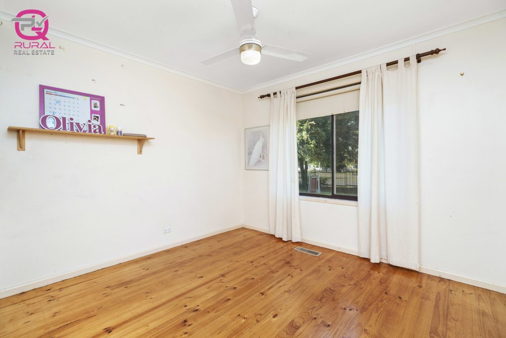21 Boundary Road, Narrandera NSW 2700 - photo 13
