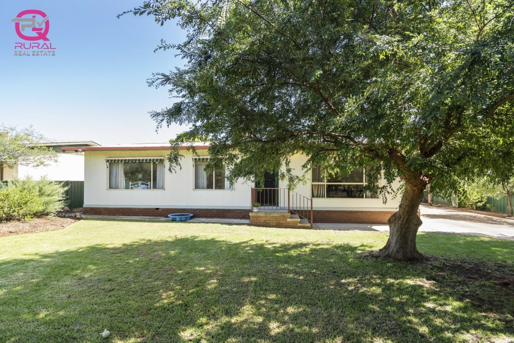 21 Boundary Road, Narrandera NSW 2700 - photo 25