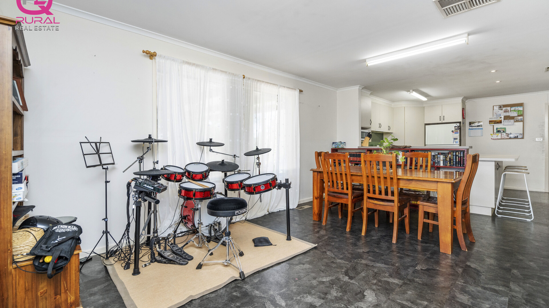 21 Boundary Road, Narrandera NSW 2700 - photo 5