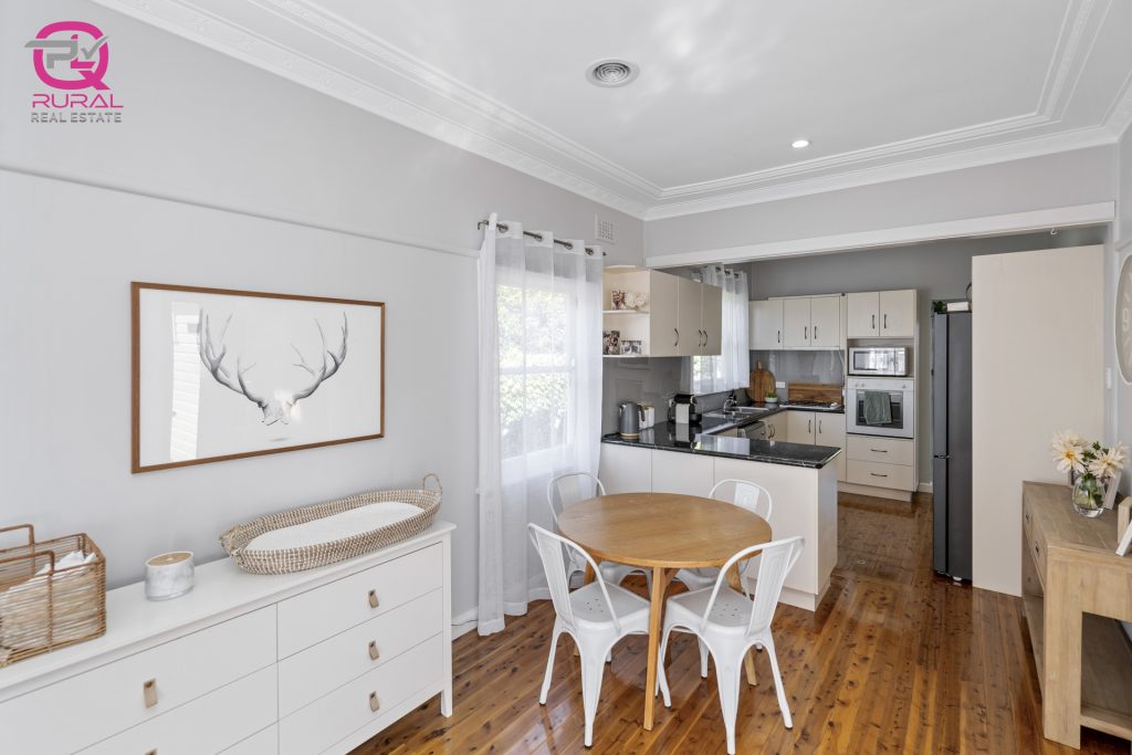 160A Gardner Street, Temora NSW 2666 - photo 6
