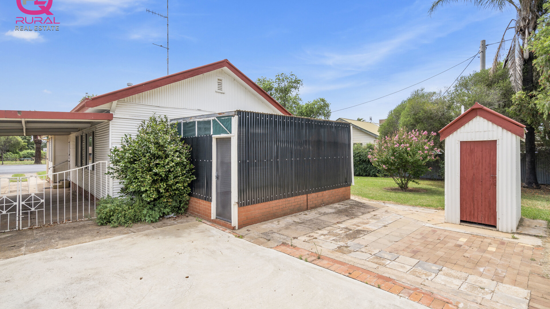 54 Yanco Avenue, Leeton NSW 2705 - photo 12
