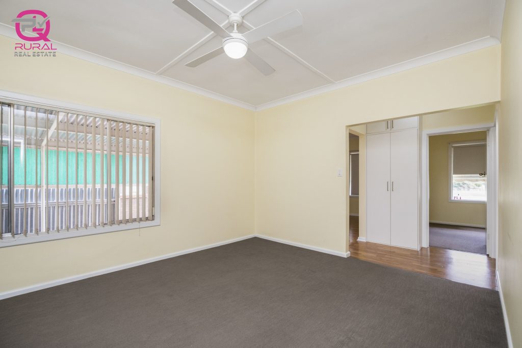 54 Yanco Avenue, Leeton NSW 2705 - photo 4