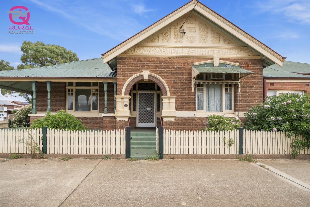 124 De Boos Street, Temora NSW 2666 - McGrath Riverina