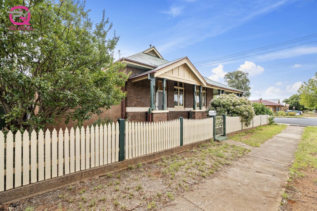 124 De Boos Street, Temora NSW 2666 - photo 21