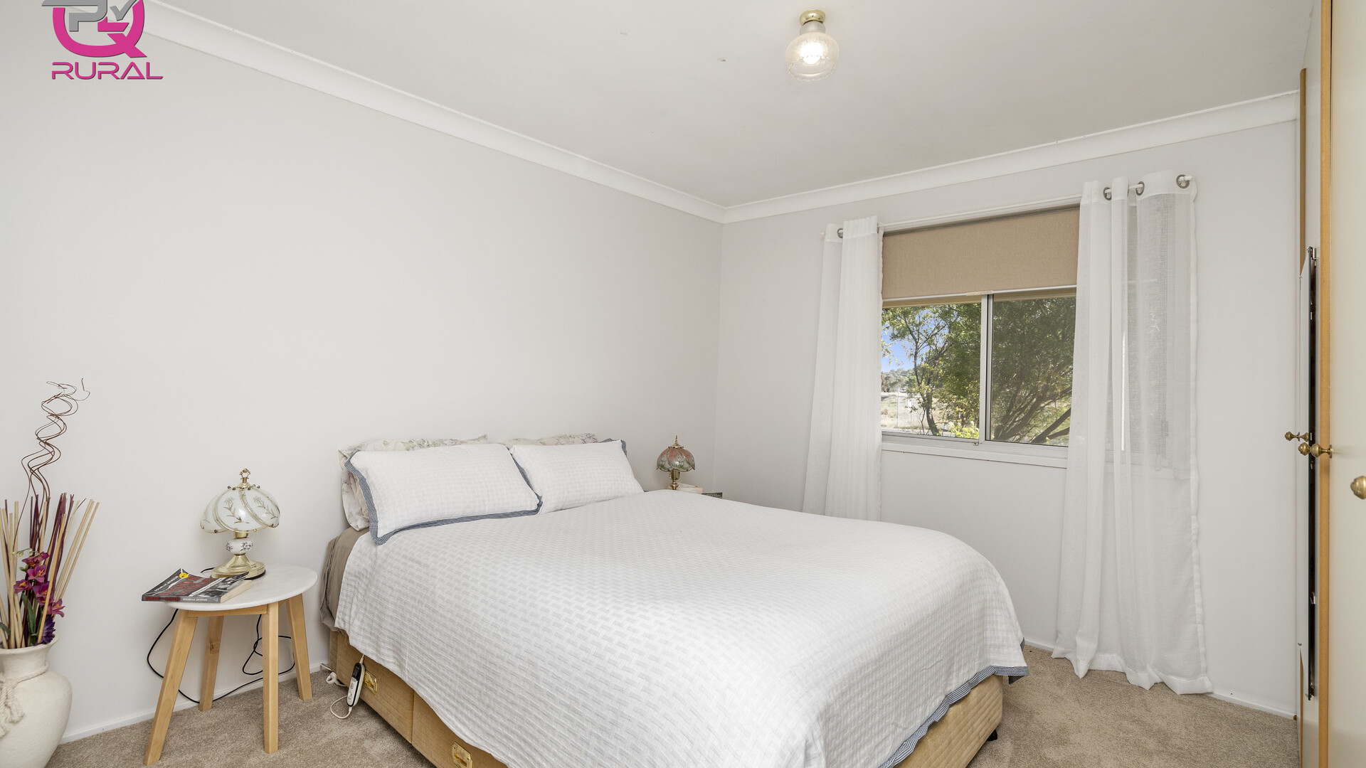 48 Cootamundra Road, Temora NSW 2666 - photo 14