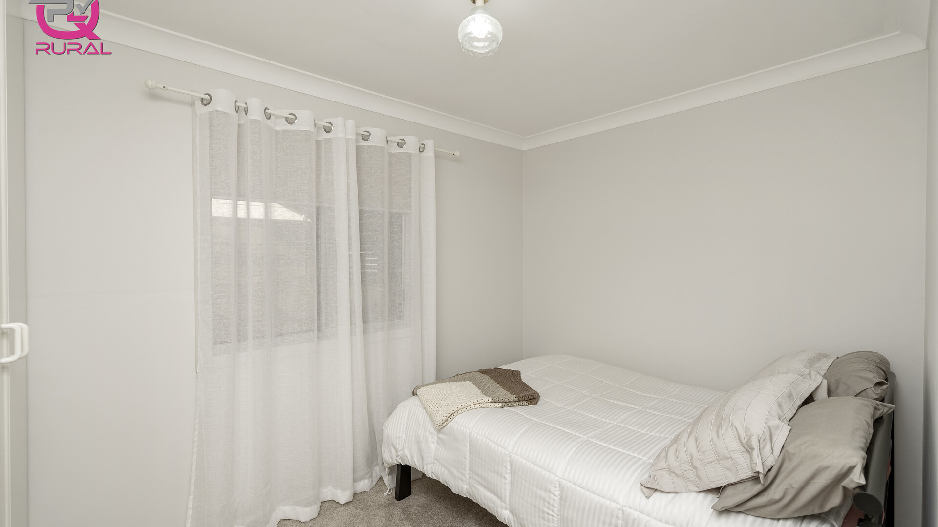 48 Cootamundra Road, Temora NSW 2666 - photo 15