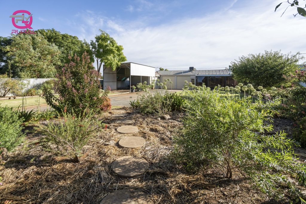 48 Cootamundra Road, Temora NSW 2666 - photo 26
