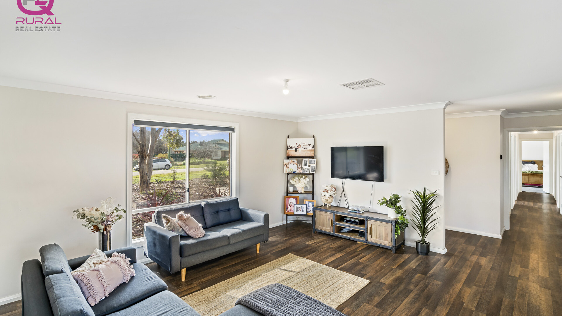 15 Logan Street, Coolamon NSW 2701 - photo 3