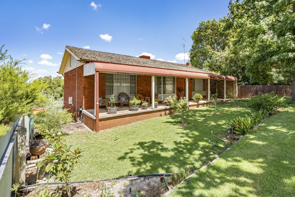 28 Melbourne Street, Narrandera NSW 2700 - McGrath Riverina
