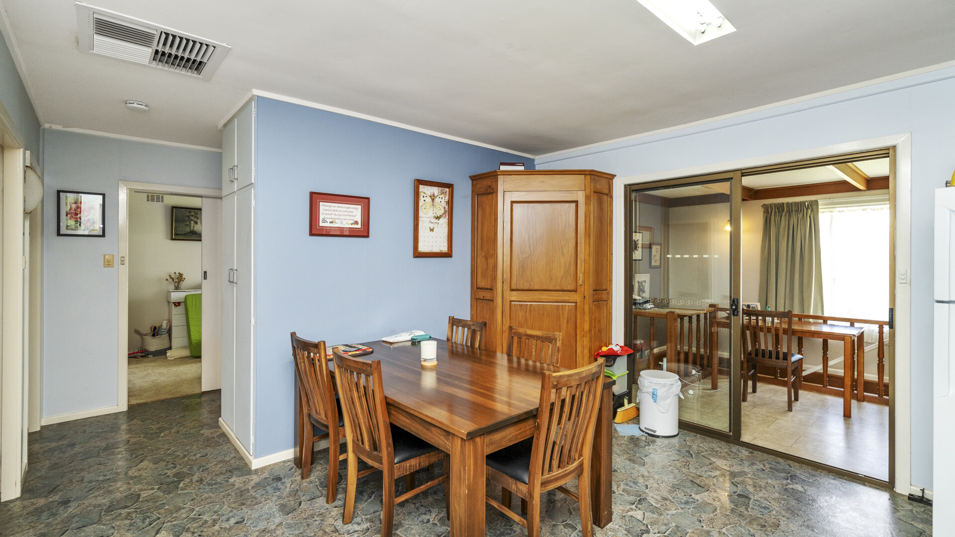 28 Melbourne Street, Narrandera NSW 2700 - photo 6
