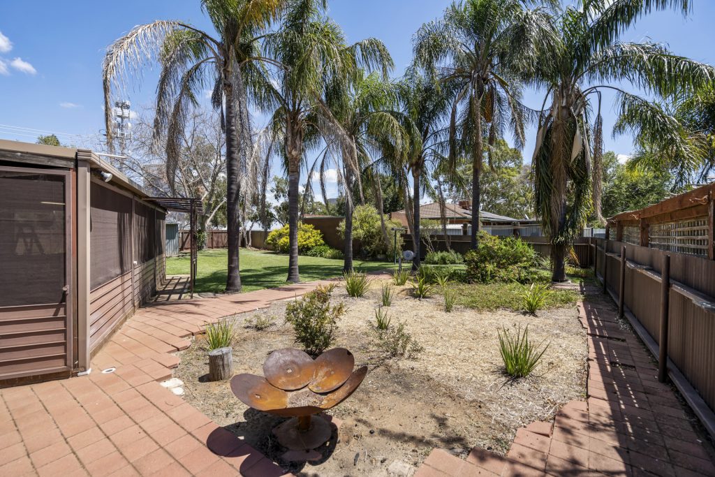 2 Japonica Place, Narrandera NSW 2700 - photo 12