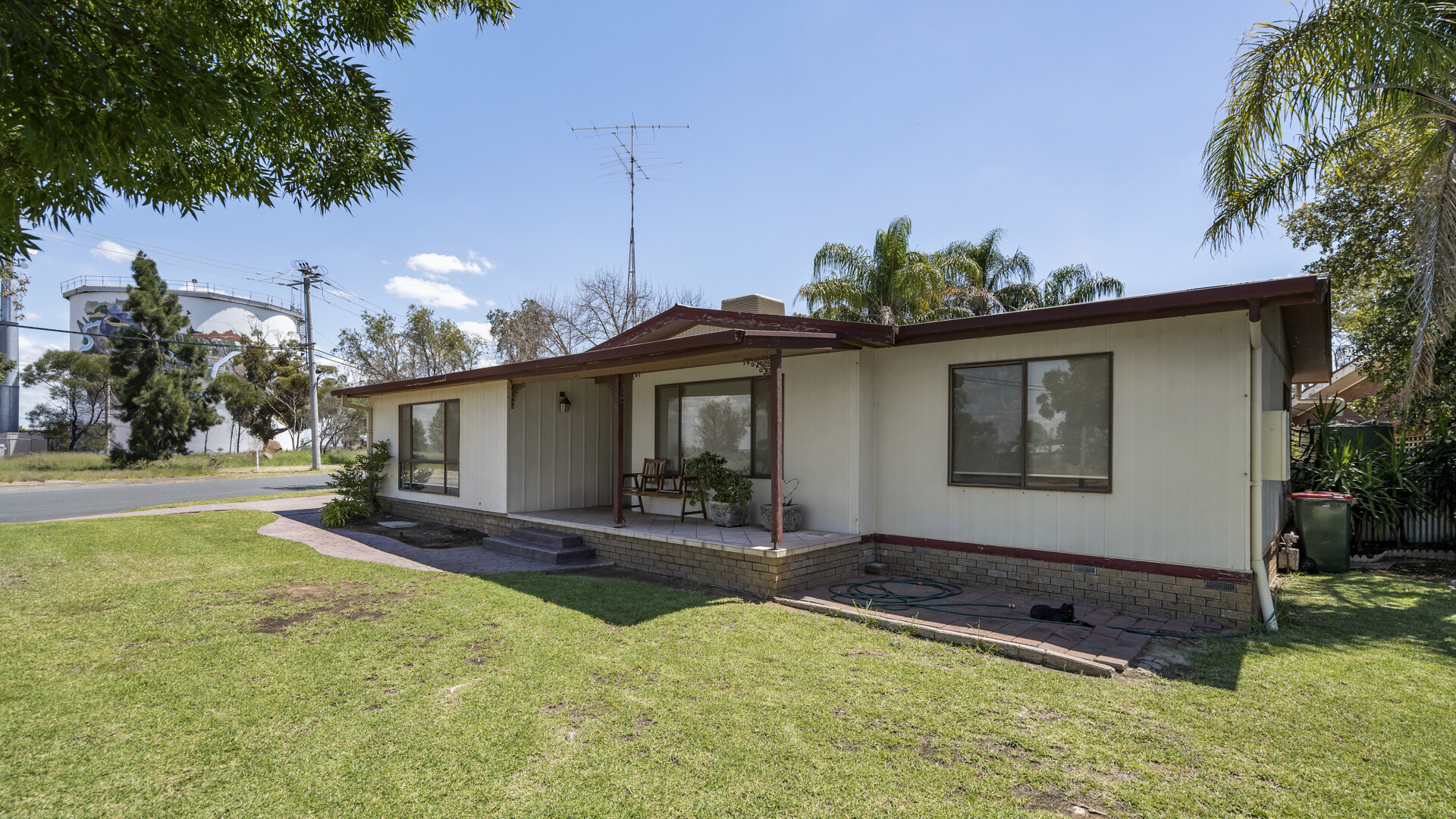 2 Japonica Place, Narrandera NSW 2700 - McGrath Riverina