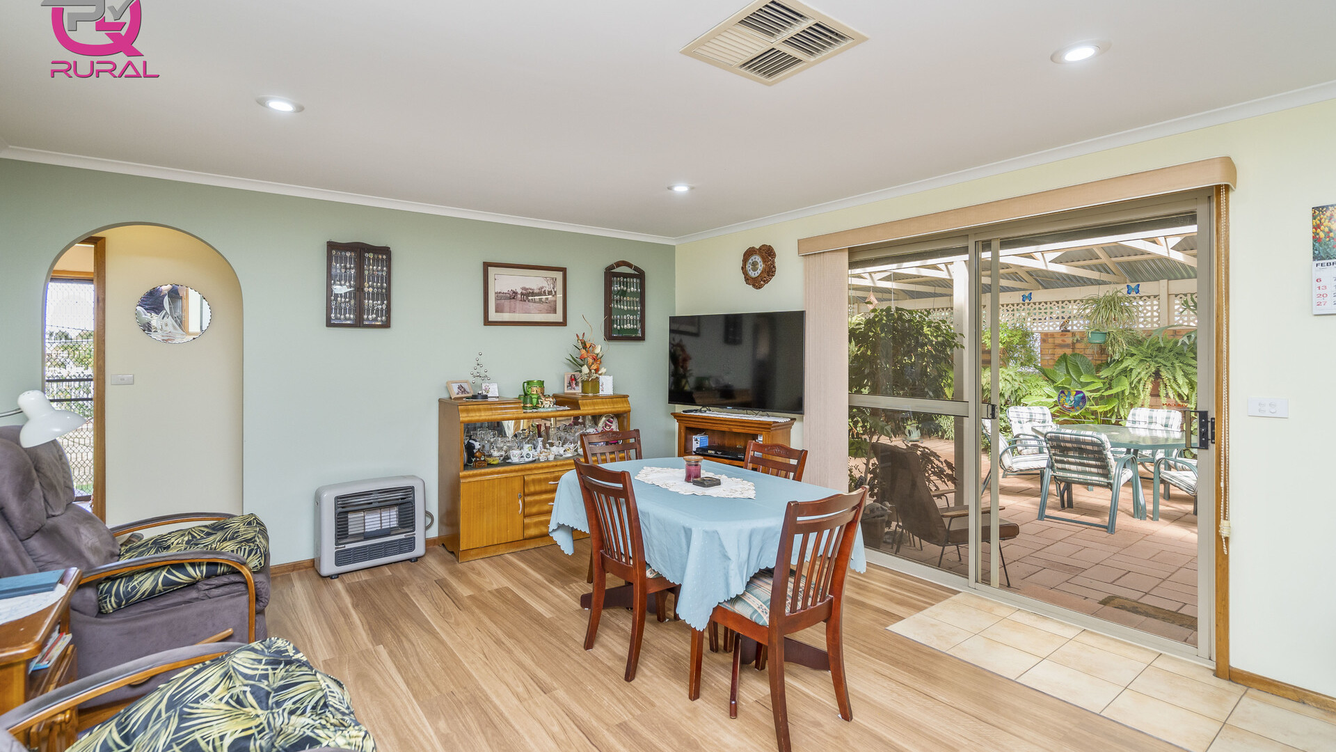 16 Lawson Road, Temora NSW 2666 - photo 13