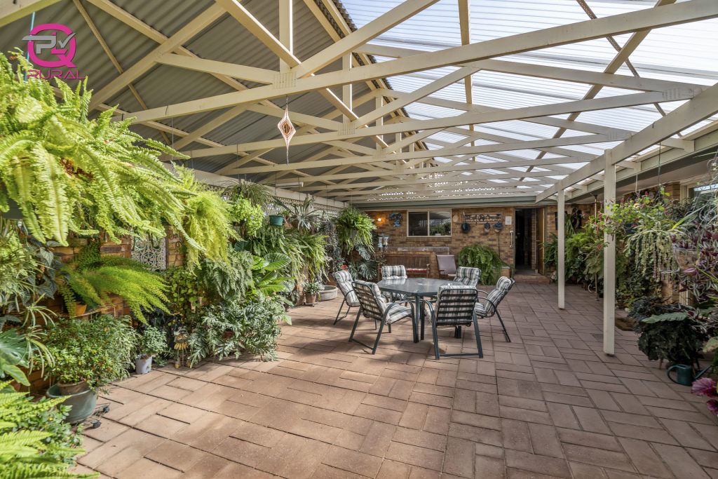 16 Lawson Road, Temora NSW 2666 - photo 19