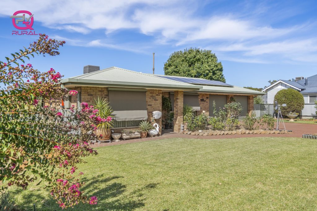 16 Lawson Road, Temora NSW 2666 - photo 26