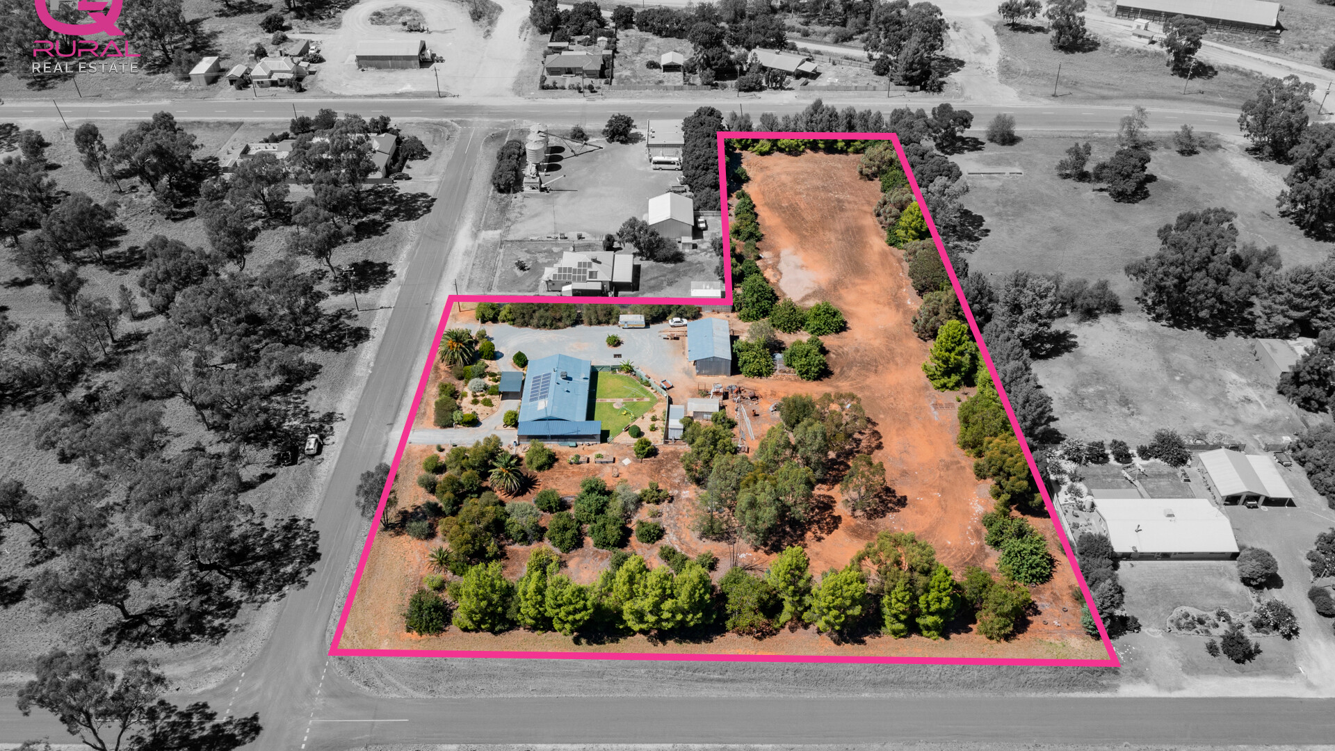 7-10 Darling Street, Lockhart NSW 2656 - photo 2