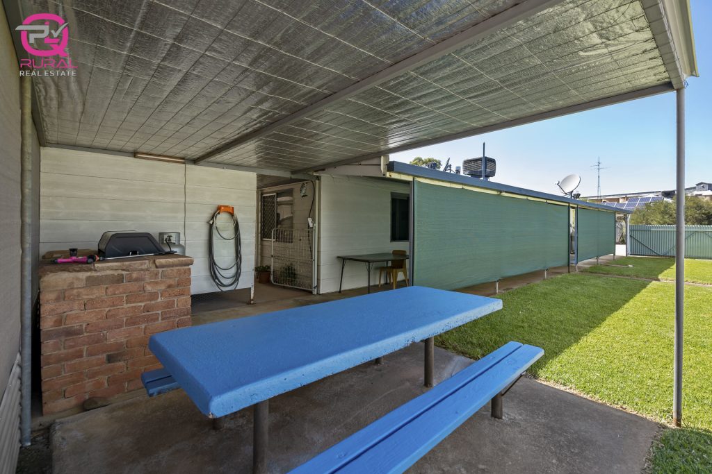 7-10 Darling Street, Lockhart NSW 2656 - photo 17