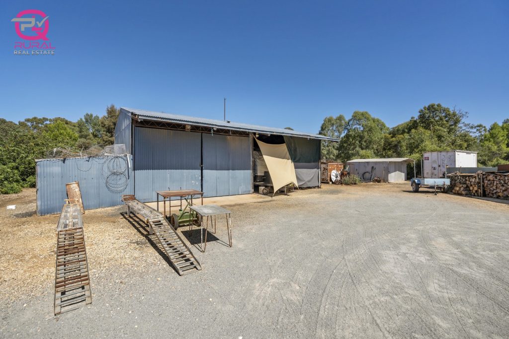7-10 Darling Street, Lockhart NSW 2656 - photo 18