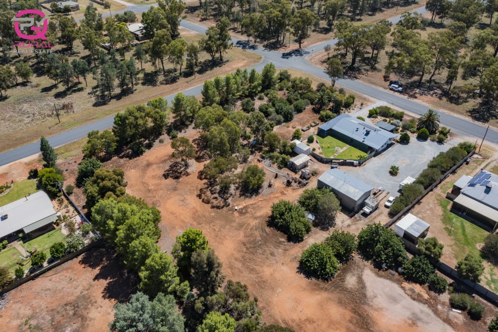 7-10 Darling Street, Lockhart NSW 2656 - photo 19