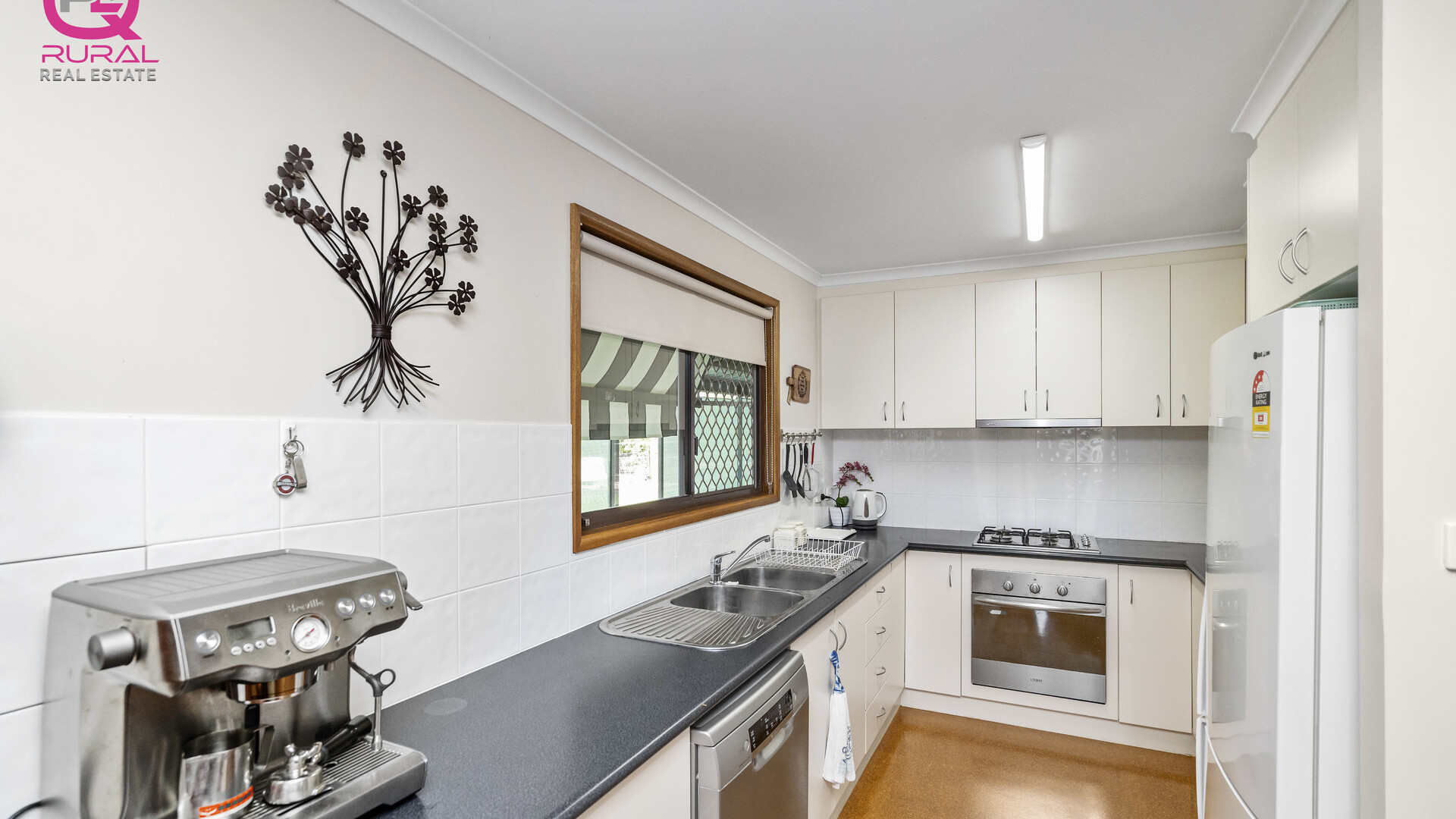 7-10 Darling Street, Lockhart NSW 2656 - photo 8
