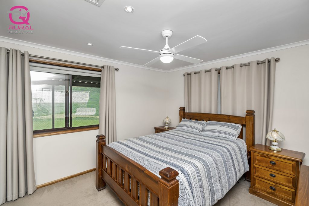 7-10 Darling Street, Lockhart NSW 2656 - photo 9