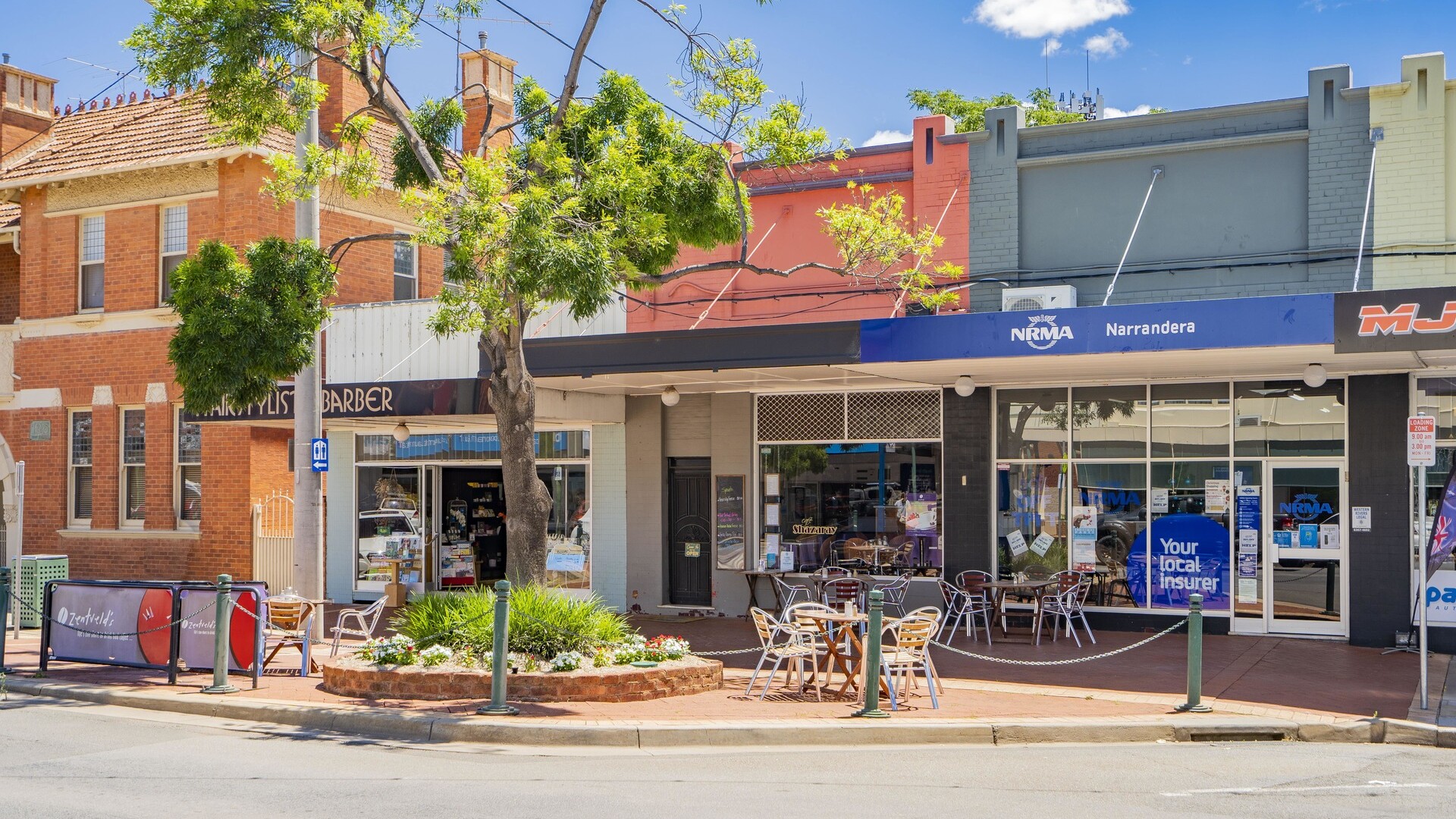 122 East Street, Narrandera NSW 2700 - photo 8