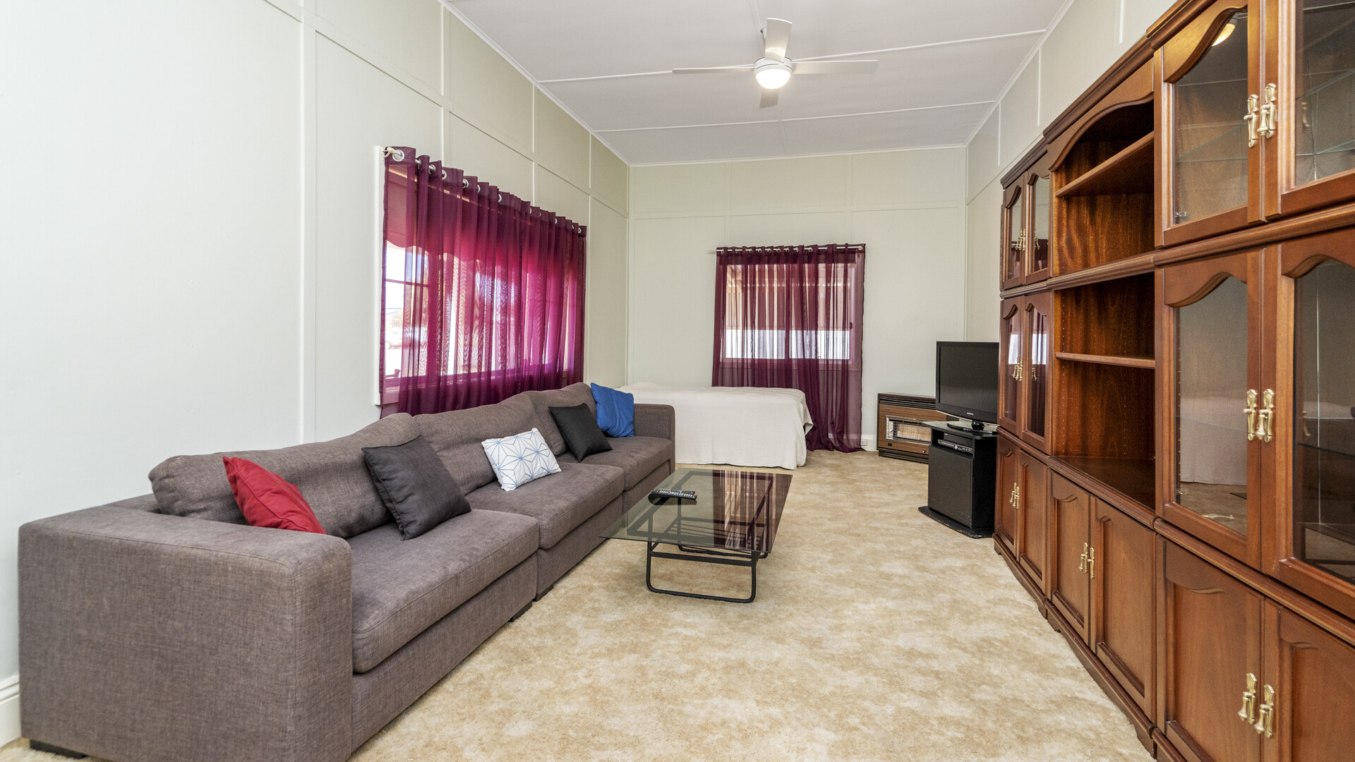 184 De Boos Street, Temora NSW 2666 - photo 5