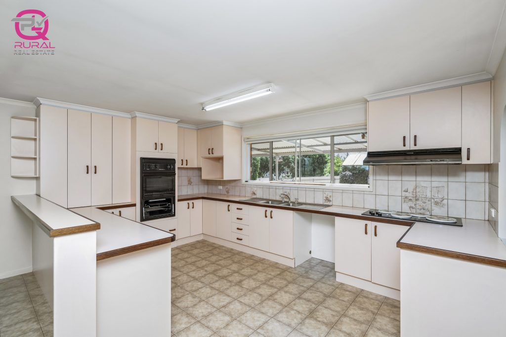 1 View Street, Temora NSW 2666 - photo 22