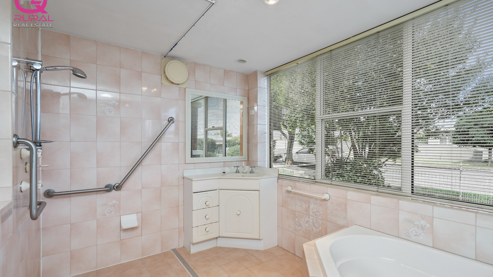 1 View Street, Temora NSW 2666 - photo 25