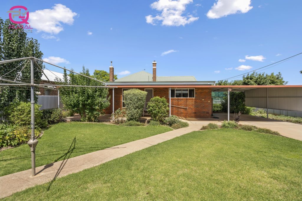 1 View Street, Temora NSW 2666 - photo 6
