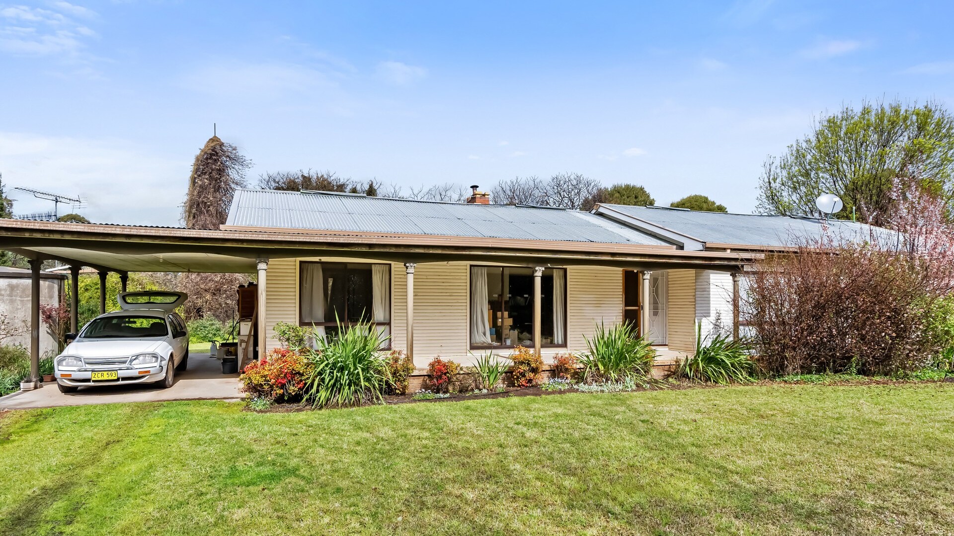 99 Mollys Lagoon Road, Narrandera NSW 2700 - photo 10
