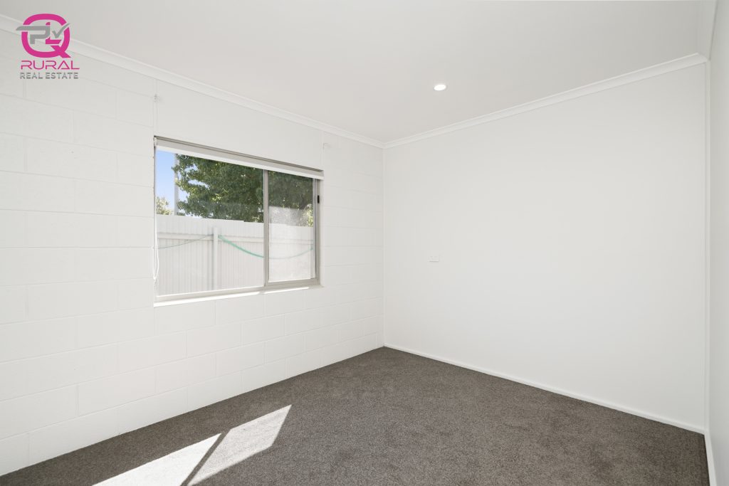 85 Palm Avenue, Leeton NSW 2705 - photo 18