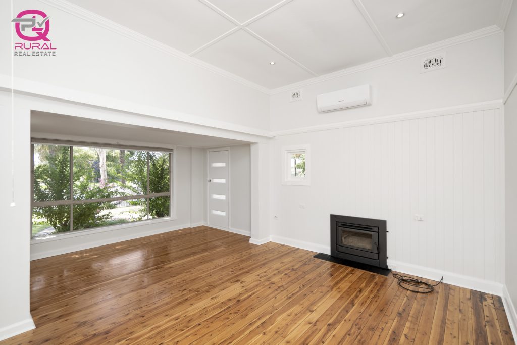 85 Palm Avenue, Leeton NSW 2705 - photo 4