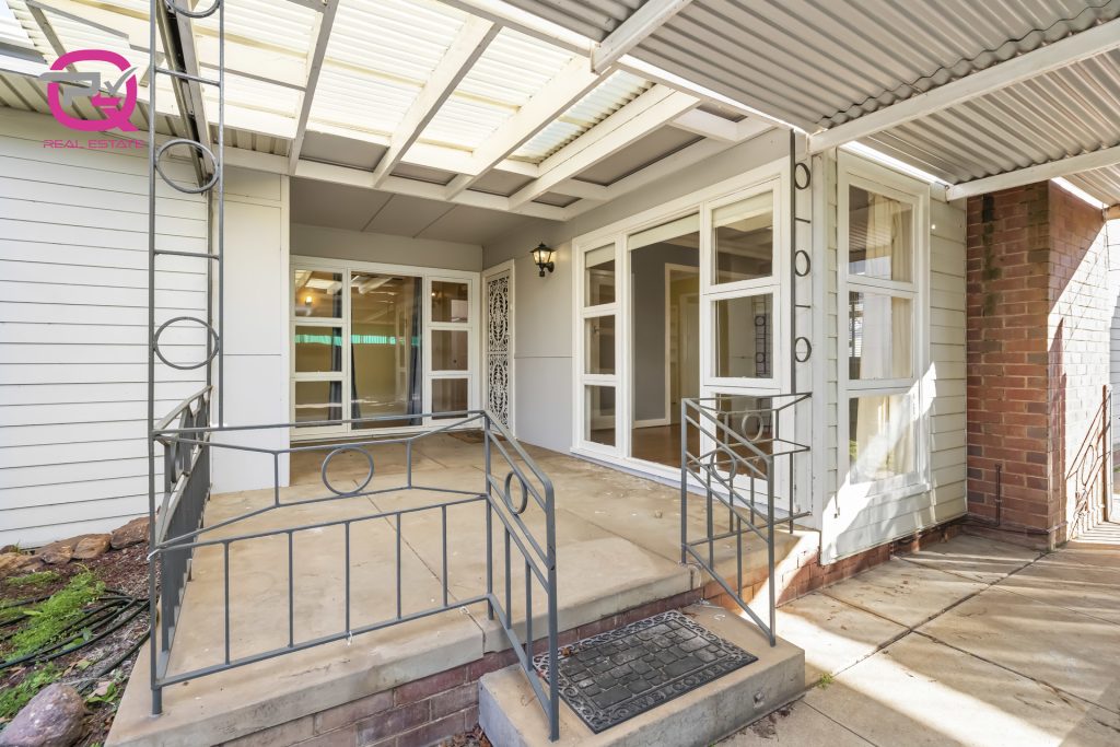 22 May Street, Narrandera NSW 2700 - photo 3